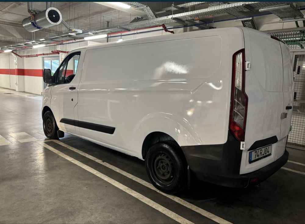 vendo carrinha ford costum Iva desutivel