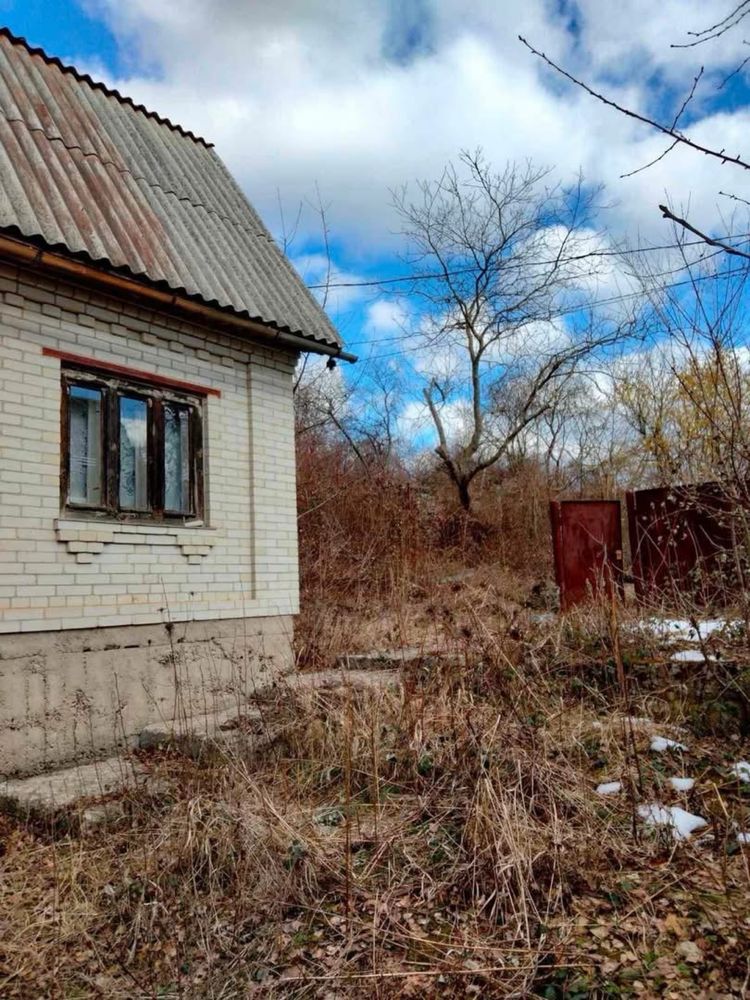 Продаж дачний будинок