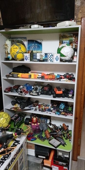 Двоповерхове ліжко, письмовий стіл для двох, меблі у дитячу кімнату,