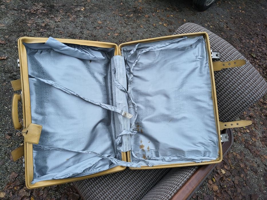 Zabytkowa walizka skóra 60x42x18cm