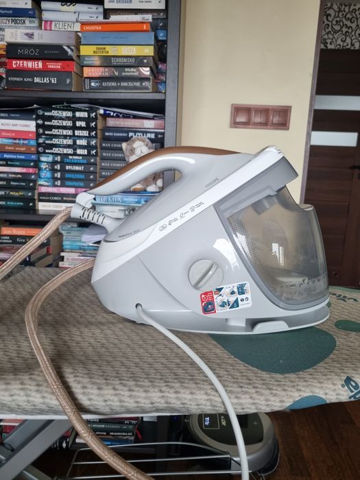 Stacja parowa Philips PerfectCare 7000