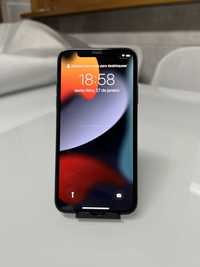 iPhone X Cinza Sideral de 256gb, desbloqueado e como novo.