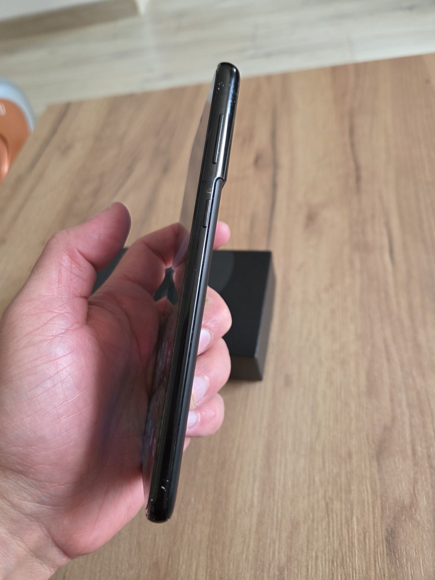 Samsung s21+ plus