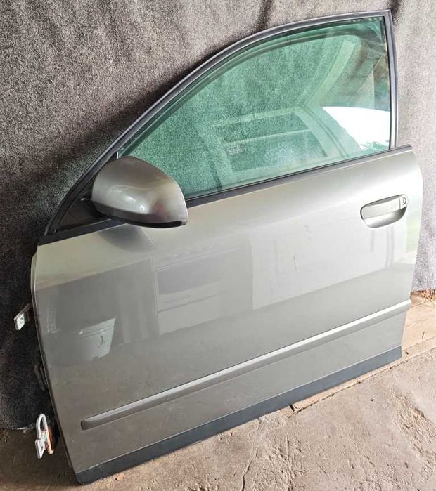 Drzwi lewy przód audi a4 b6 kombi kompletne kolor LY7Q