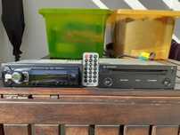 Lote 2 auto-rádios Sicur (FM/MP3/USB) e Volkswagen (CD)