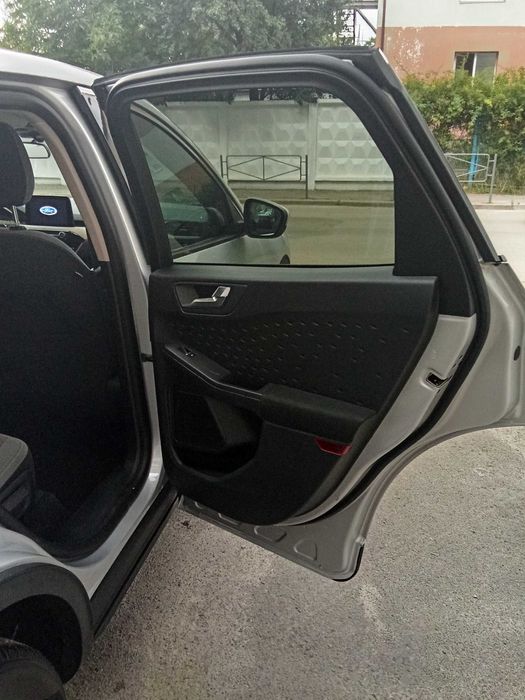 FORD escape продаж автомобіля