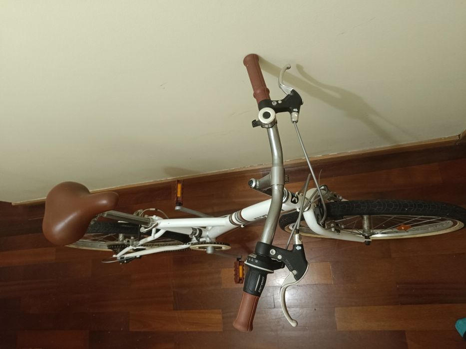 Bicicleta B-Twim usada de marcha, aro 24