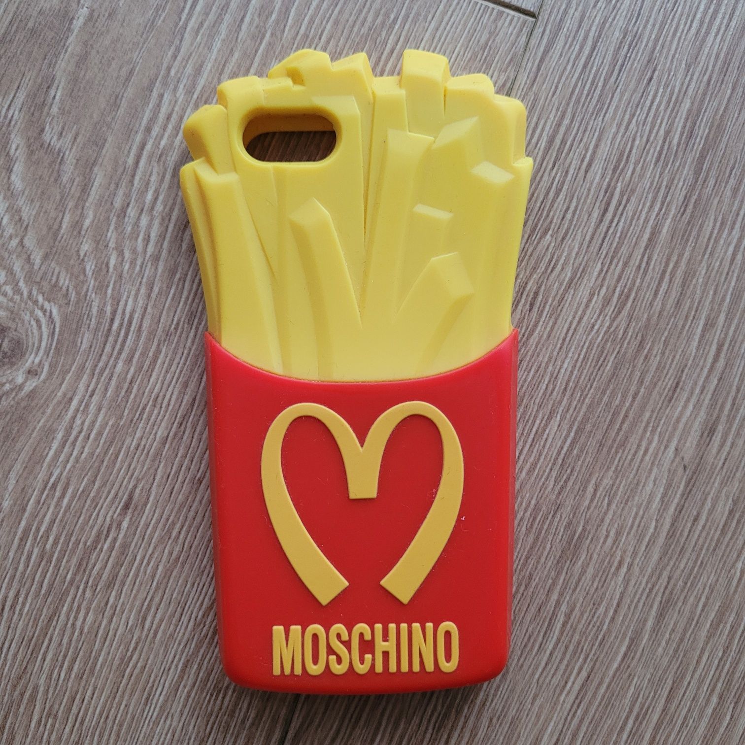 Etui iphone 5 Moschino