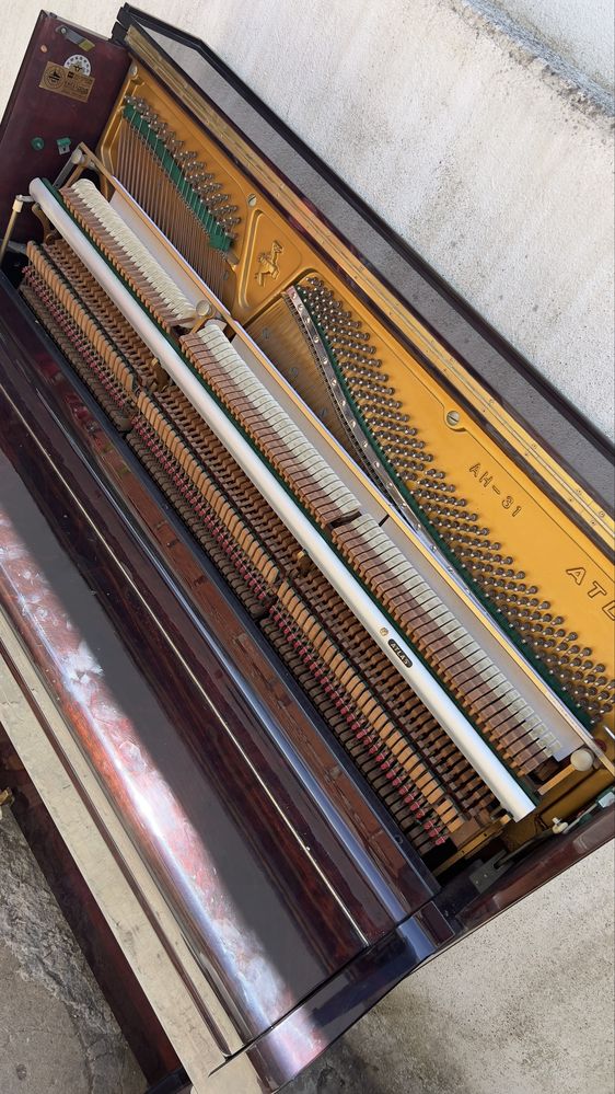 Piano Vertical Atlas