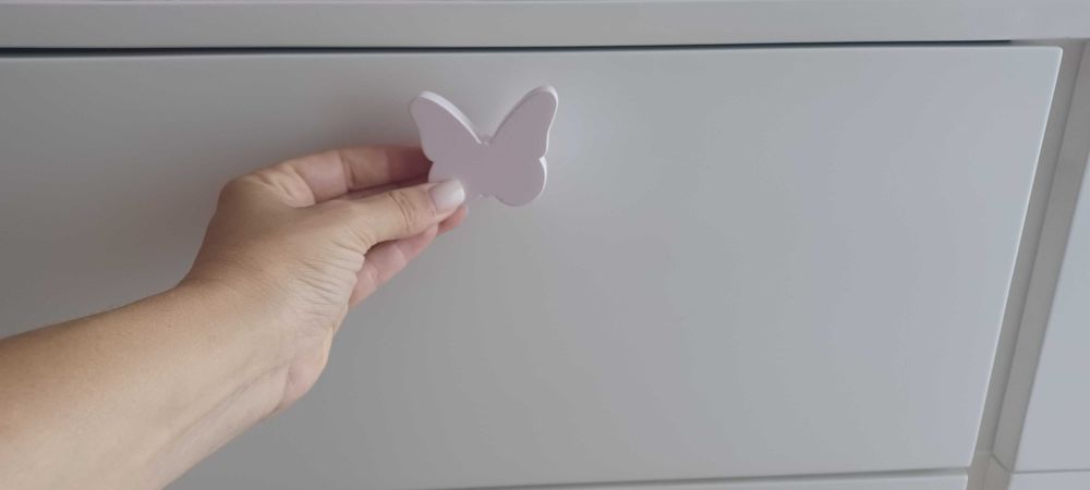 Puxadores em madeira tom rosa claro