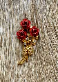 Broszka Róże Róża bukiet Vintage Koral złota kwiaty czerwony