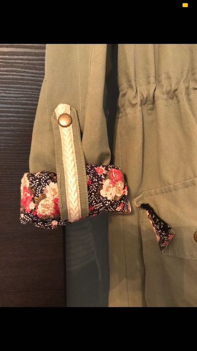 Cienka kurtka parka militarna S/M shopping center