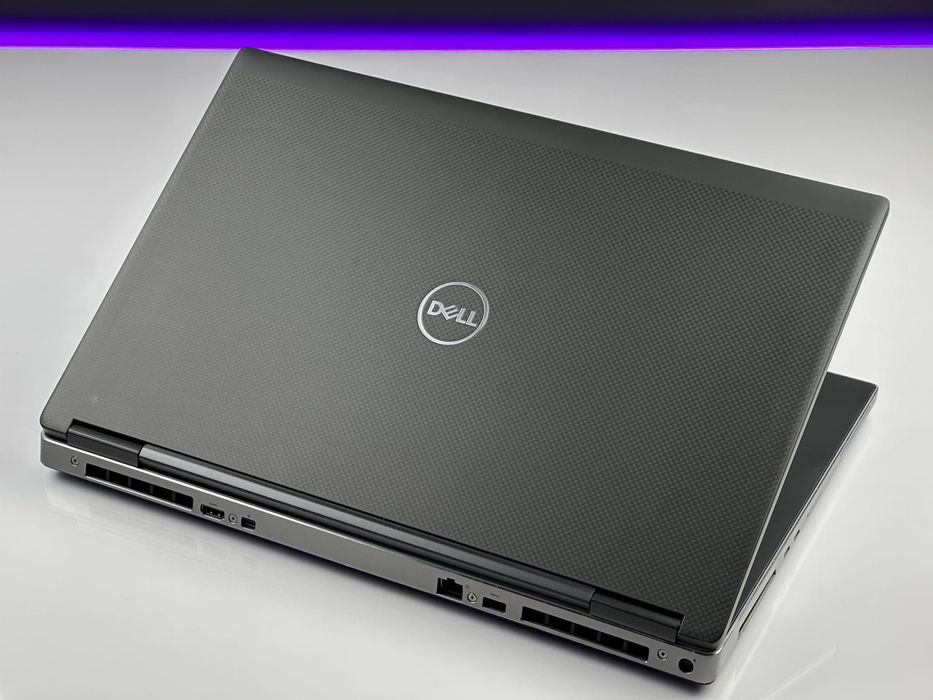 Laptop DELL Precision 7740 | Xeon E-2276M / FHD / RTX 4000 / US / FV23