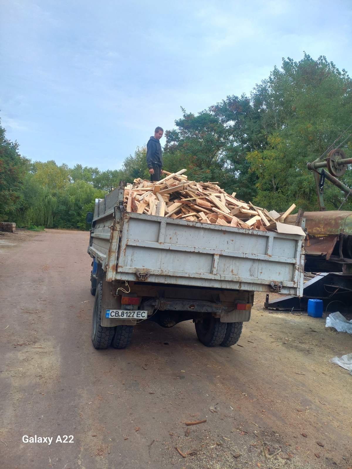 Дрова в бегах. Приємні ціни!