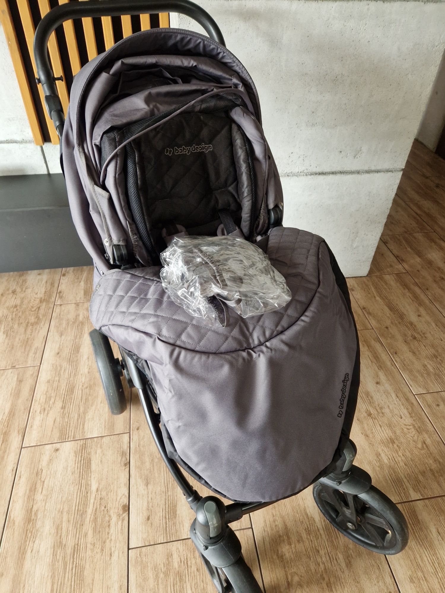 Wózek Baby Design Lupo Comfort, kompletny zestaw