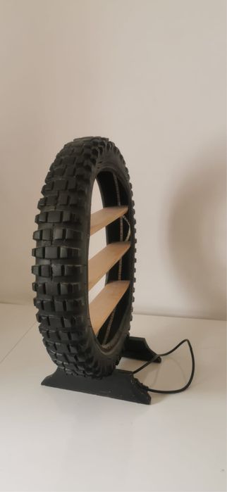 Candeeiro com expositor