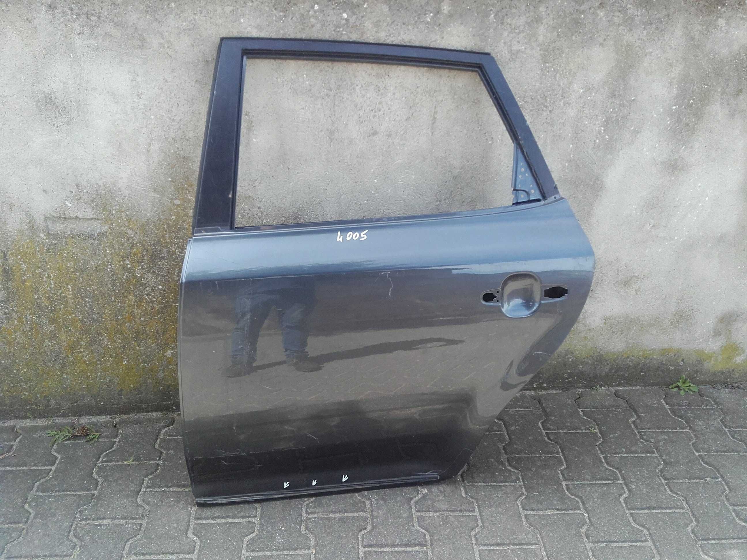 Drzwi tył lewe Kia Ceed 1 kombi 2007->2012 nr4005