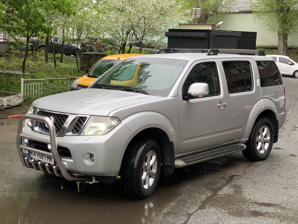 Nissan Pathfinder 2013 2.5 diesel