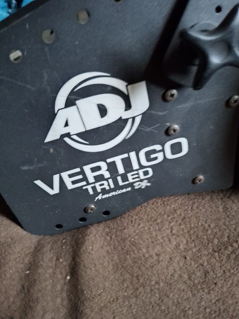 Vertigo triLED ADJ