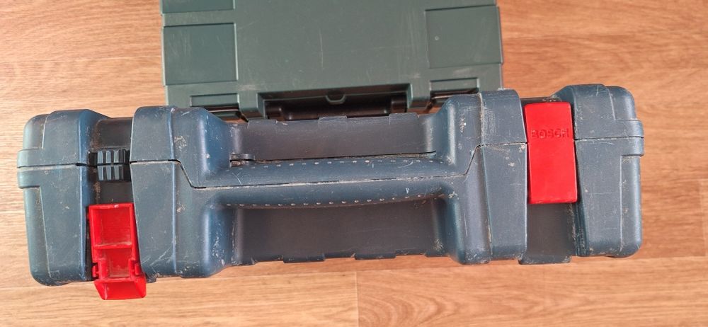 Кейс, кофр, органайзер для електроінструмента