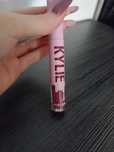 Szminka w płynie Kylie Cosmetics "A Whole Lewk"