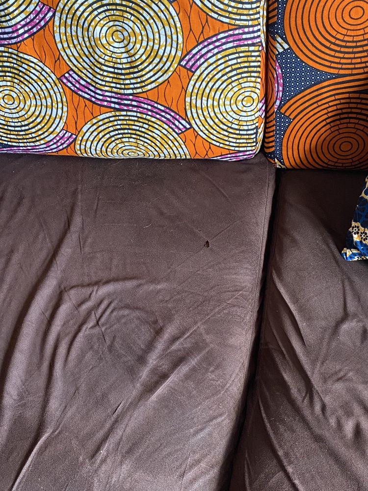 Sofa com chaise longue