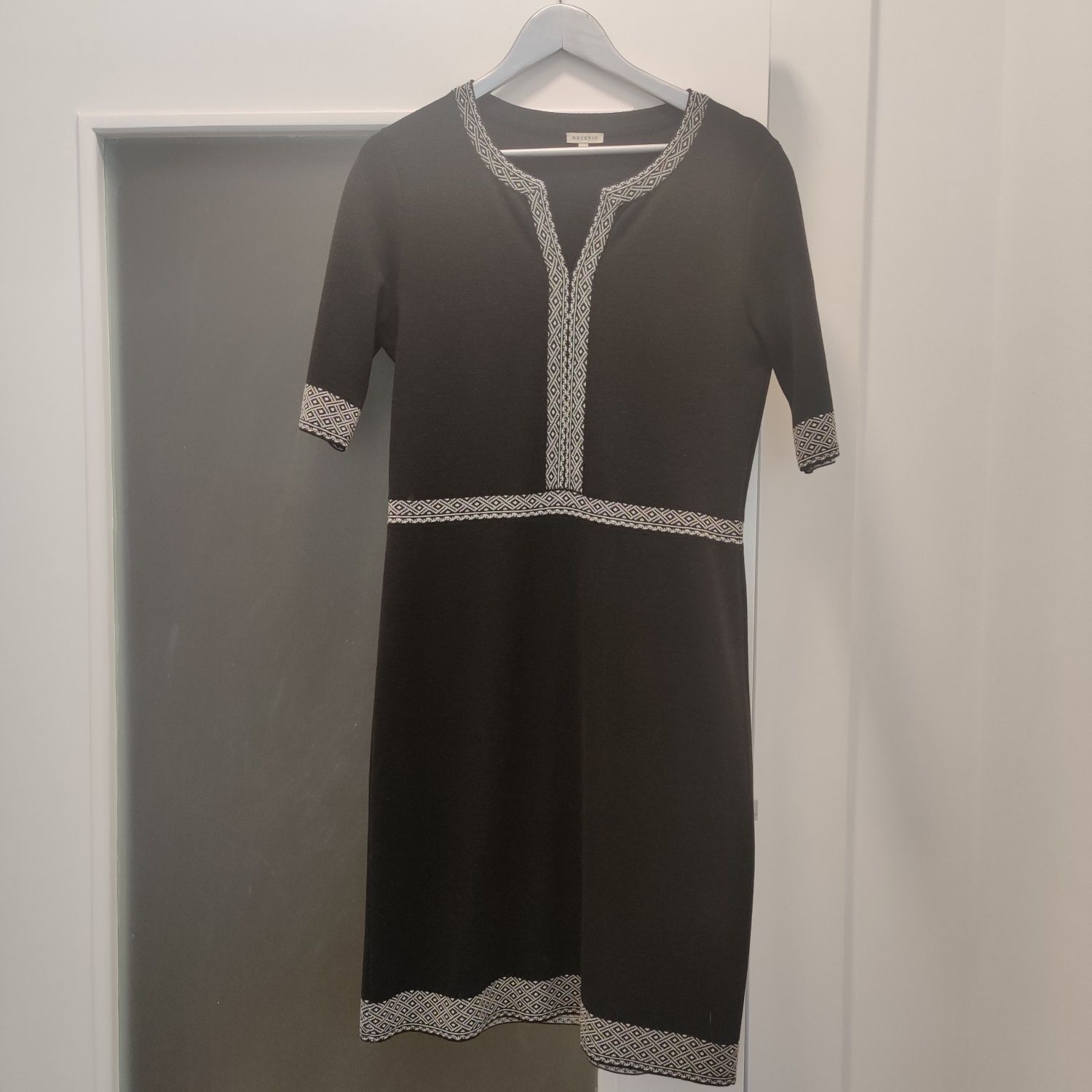 Vestido preto da Decénio