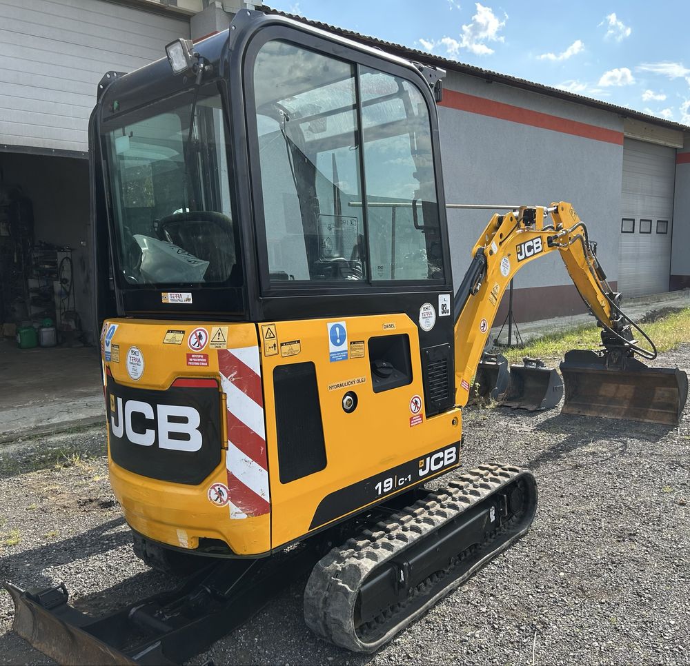 Sprzedam minikoparkę JCB 19c1 2020rok