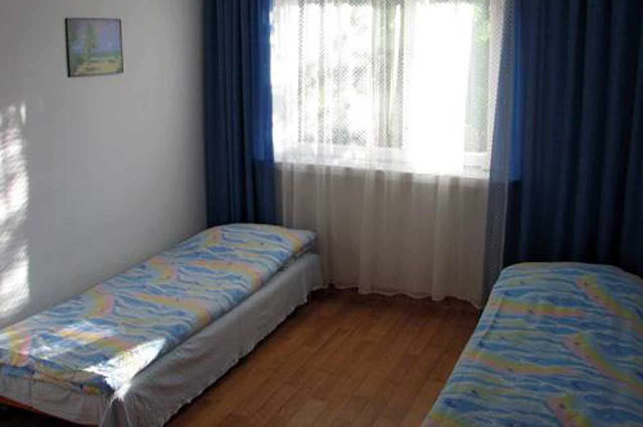 Kołobrzeg tanie noclegi, tanie pokoje, tanie kwatery blisko morza.