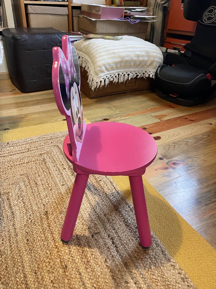 Mesa + 2 cadeiras criança Minie
