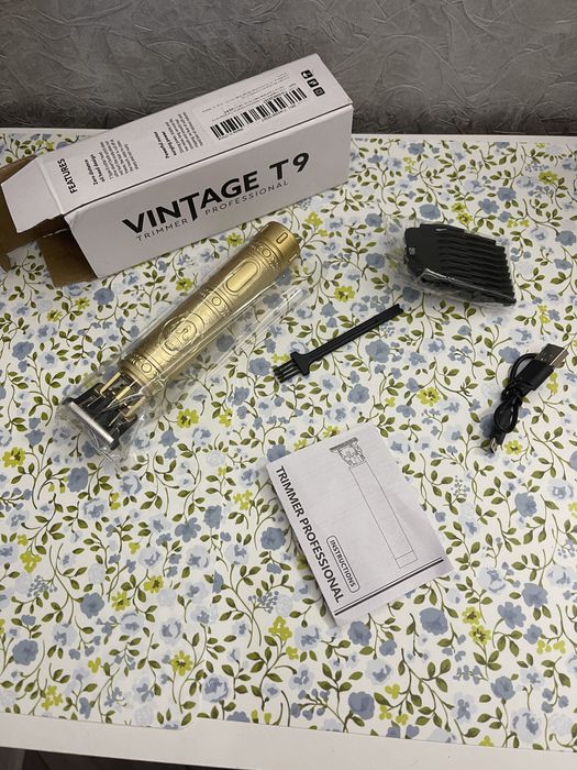 Тример новий бездротовий з насадками для бритья