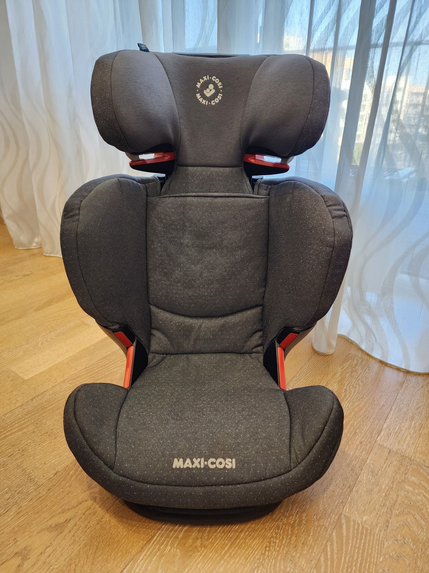 Maxi-Cosi RodiFix Air Protect ISOFIX детское автокресло