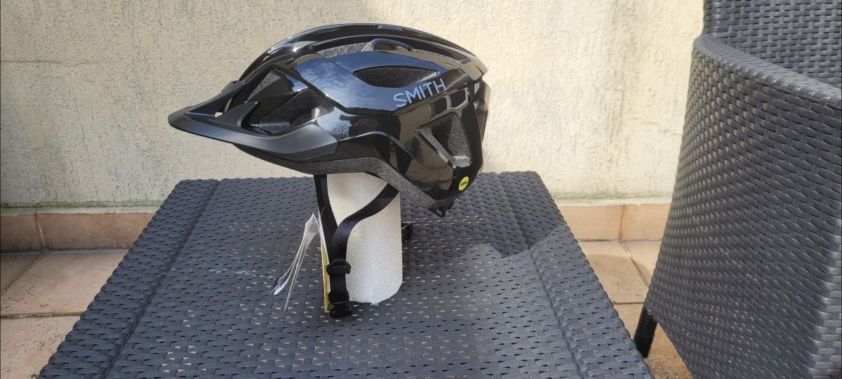 Kask rowerowy SMITH MIPS nowy rozmiar L-XL