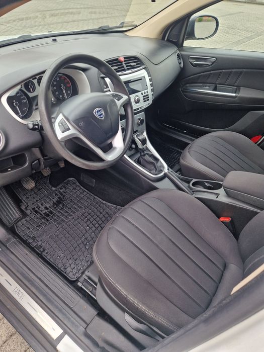Lancia Delta 2010r 1.4-benz. OKAZJA