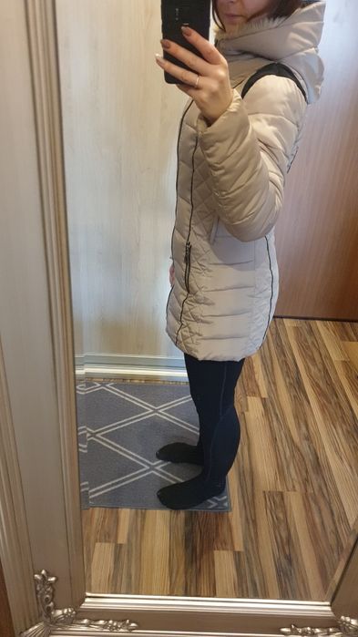 Kurtka zimowa damska pikowana beżowa z kapturem płaszcz beżowy