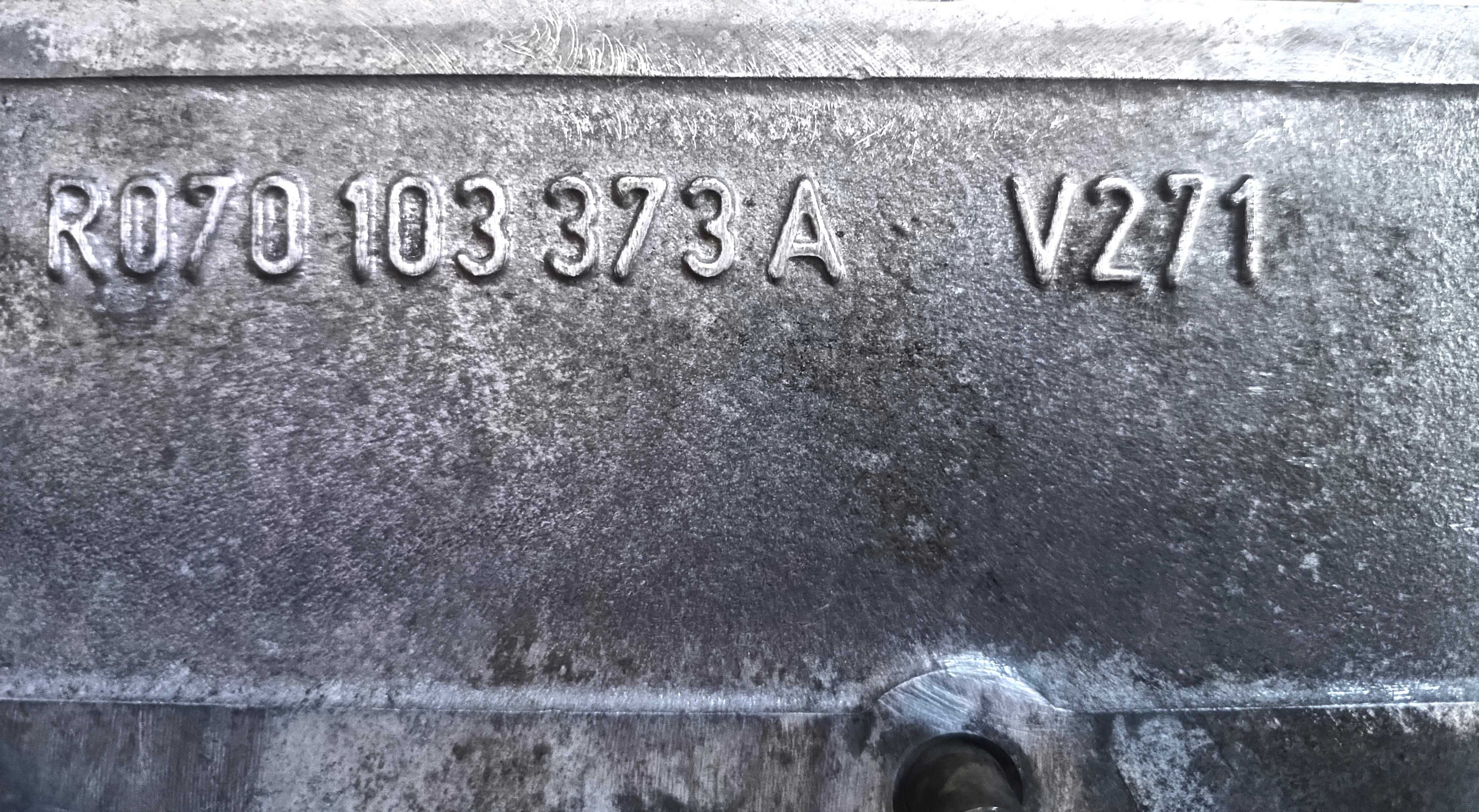 GŁOWICA Audi VW 2.5 TDI 10V Pomprowtr. AXD / R0701.03.373A / T5 Tuareg