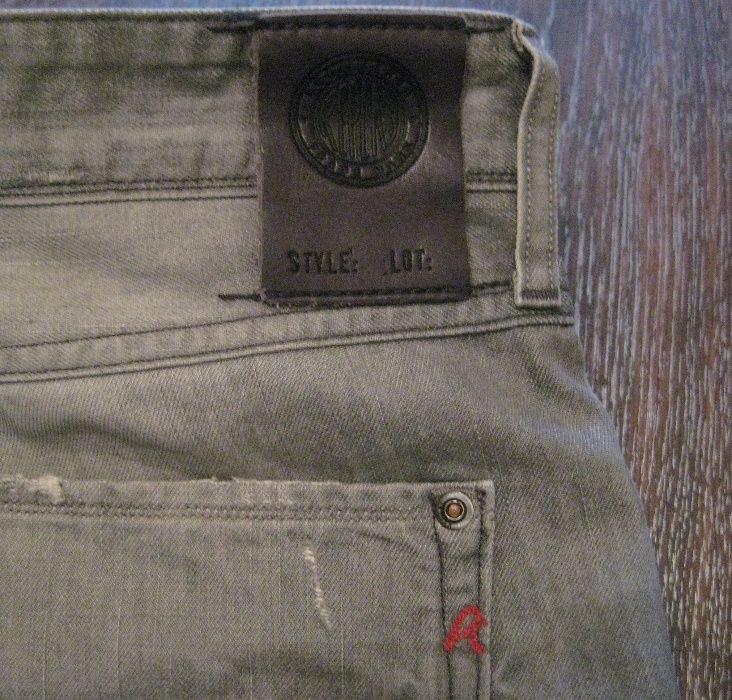Мужские джинсы REPLAY. Размер 52-54. Цвет серый.