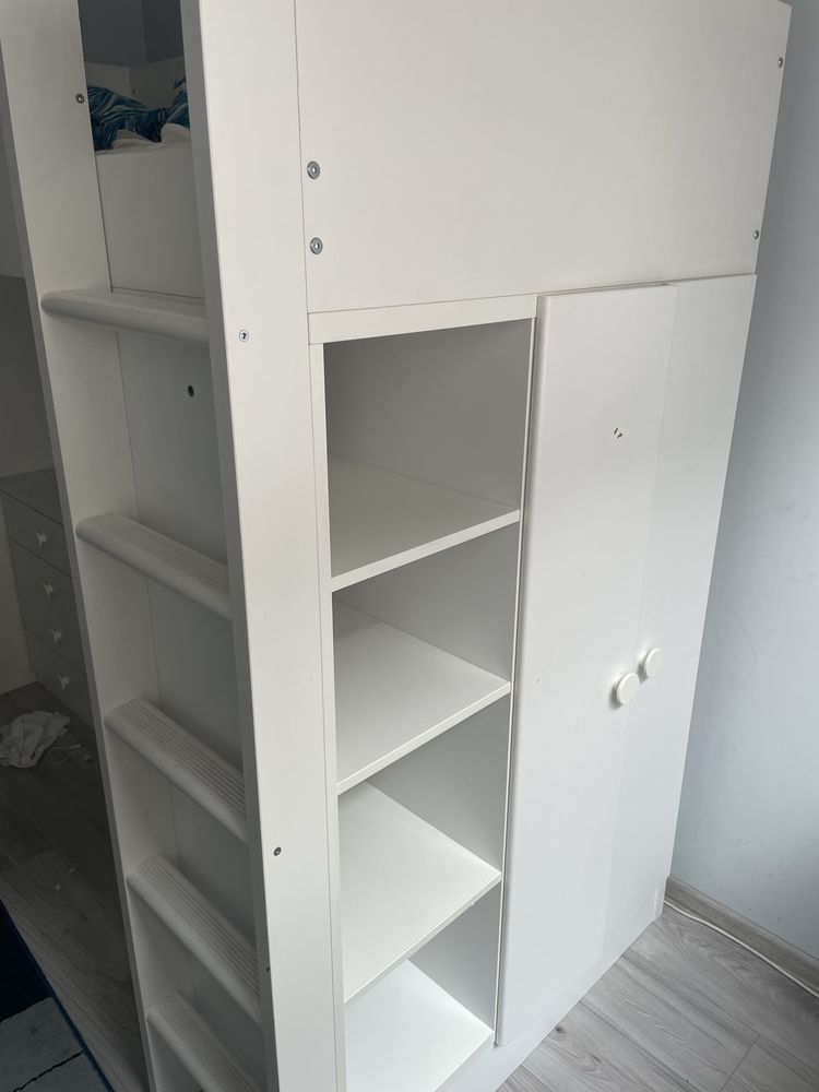 Łóżko pietrowe ikea Smastad z biurkiem i szafą
