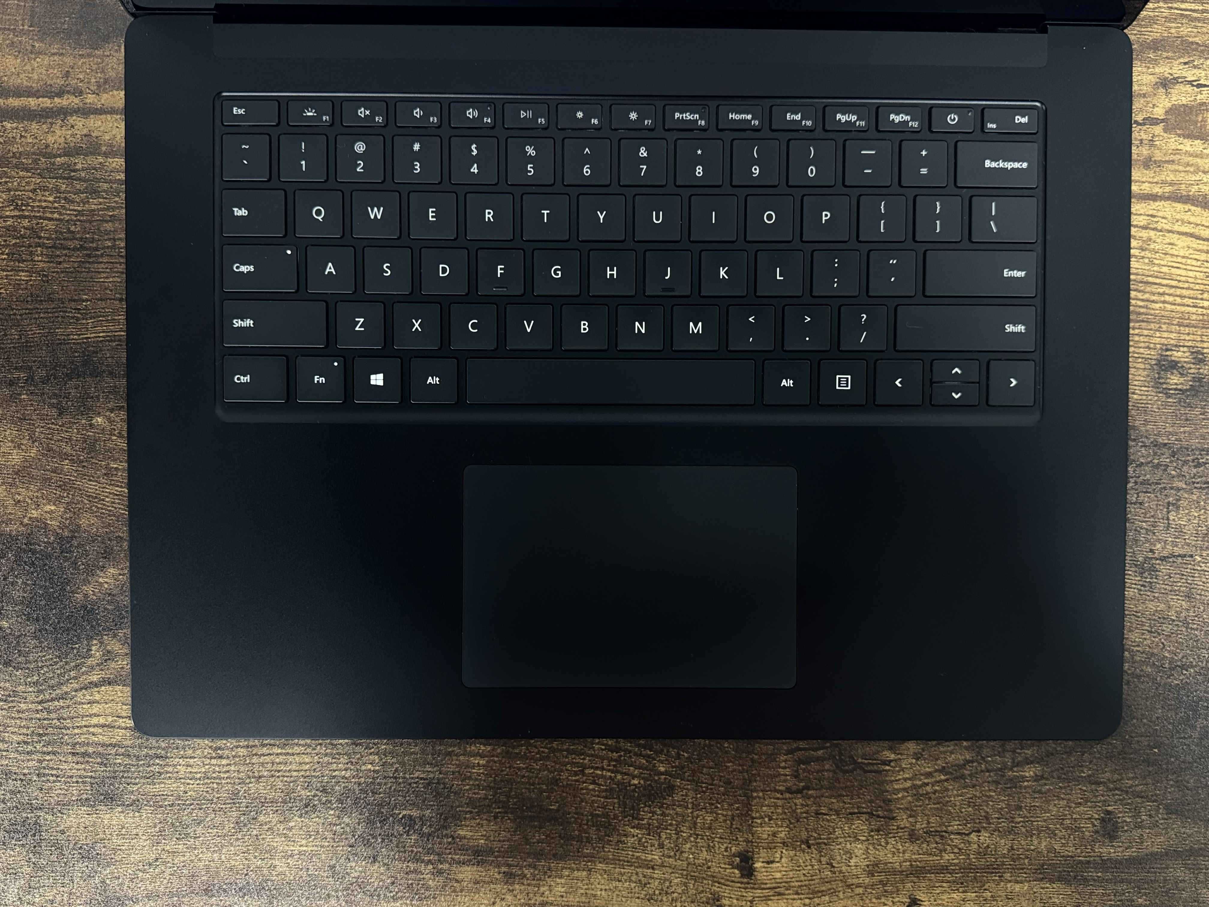 Surface Laptop 4 15" – i7-1185G7, 32GB RAM, 1TB SSD