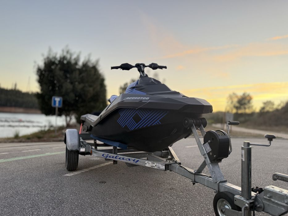 Mota de Água Seadoo Spark Trixx 90cv – 2023 - Garantia - IGUAL A NOVA
