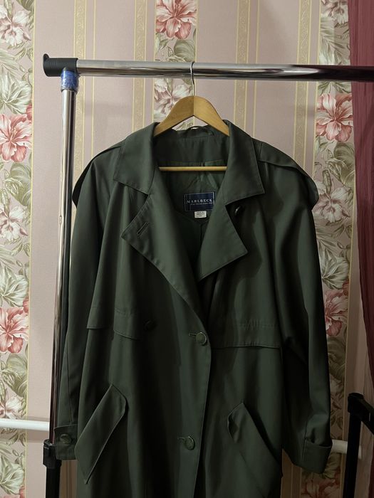 Тренч зелений довгий