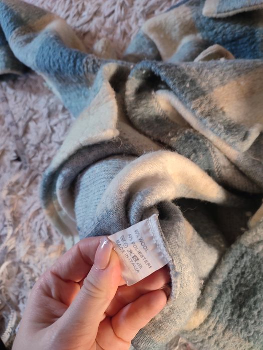 Płaszcz koszulowy przejściowy wełniany w kratę oversize