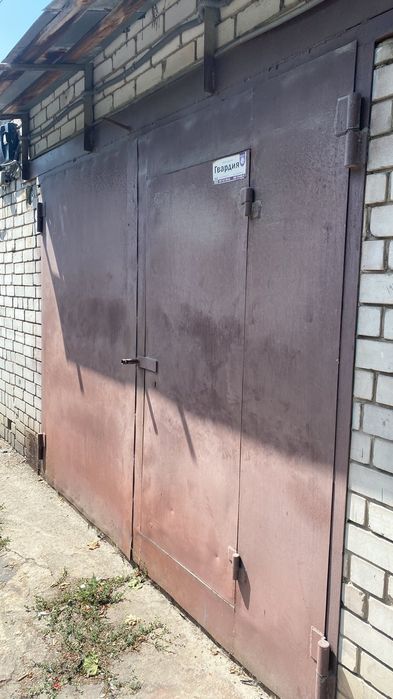 Продам гараж ГК" Лоцманский", находится на первой улице возле сторожки