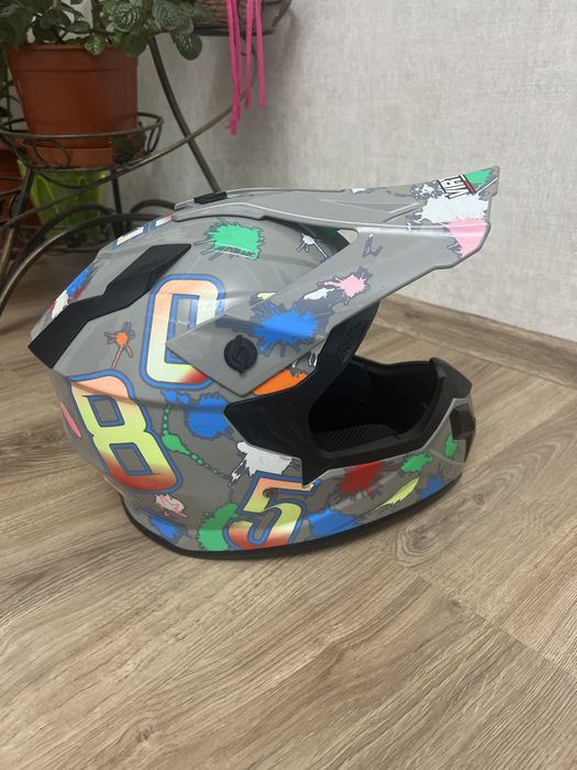 Шлем для мотоцикла,мопеда