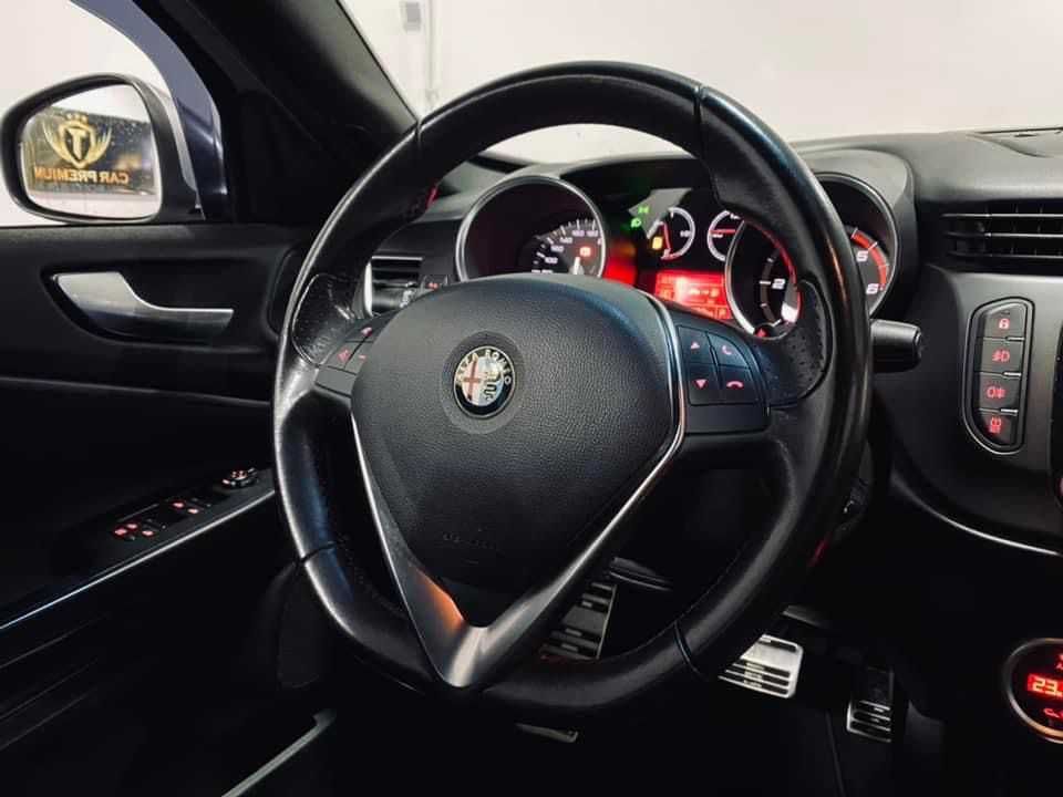 Alfa Romeo Giulietta 2.0 JTDM, Cx. A.,
175cv