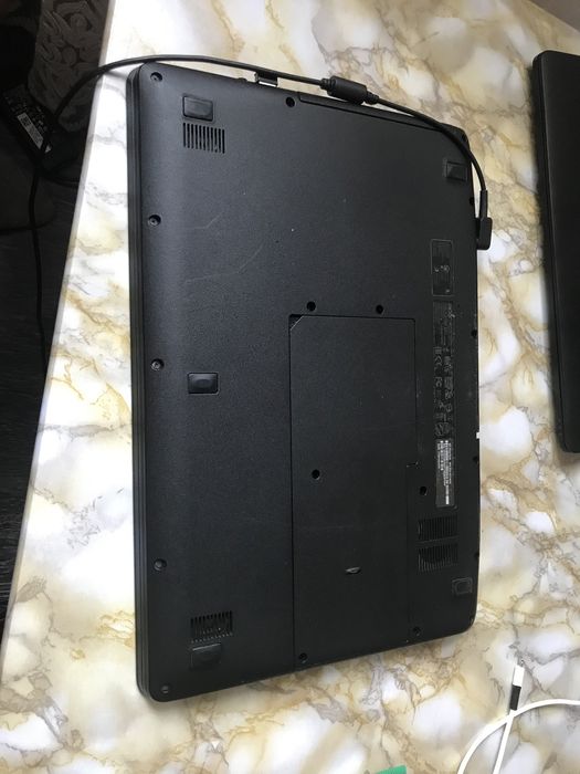Ноутбук Acer Aspire ES1-532 4 операвтивна 500 внутрішня Intel Pentium