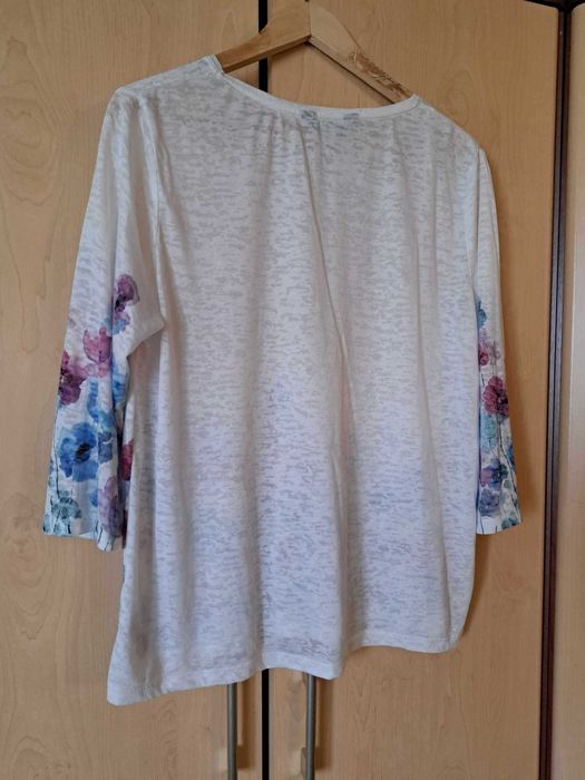 Piękna Bluzka w kwiaty XL