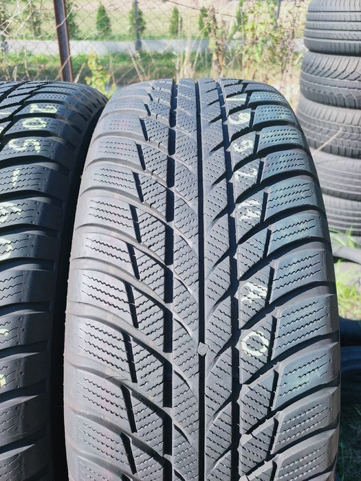 205/60r16 Bridgestone Blizzak LM001 z 2018r  6,5-7,5 mm