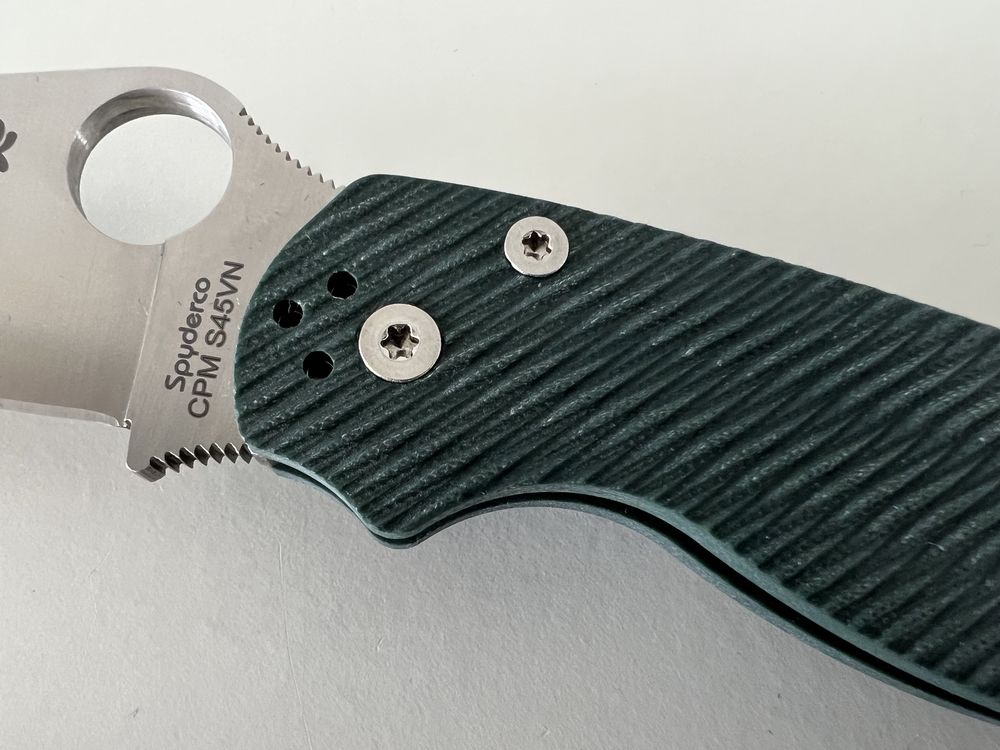 Spyderco Para Military 2 Sprint Run