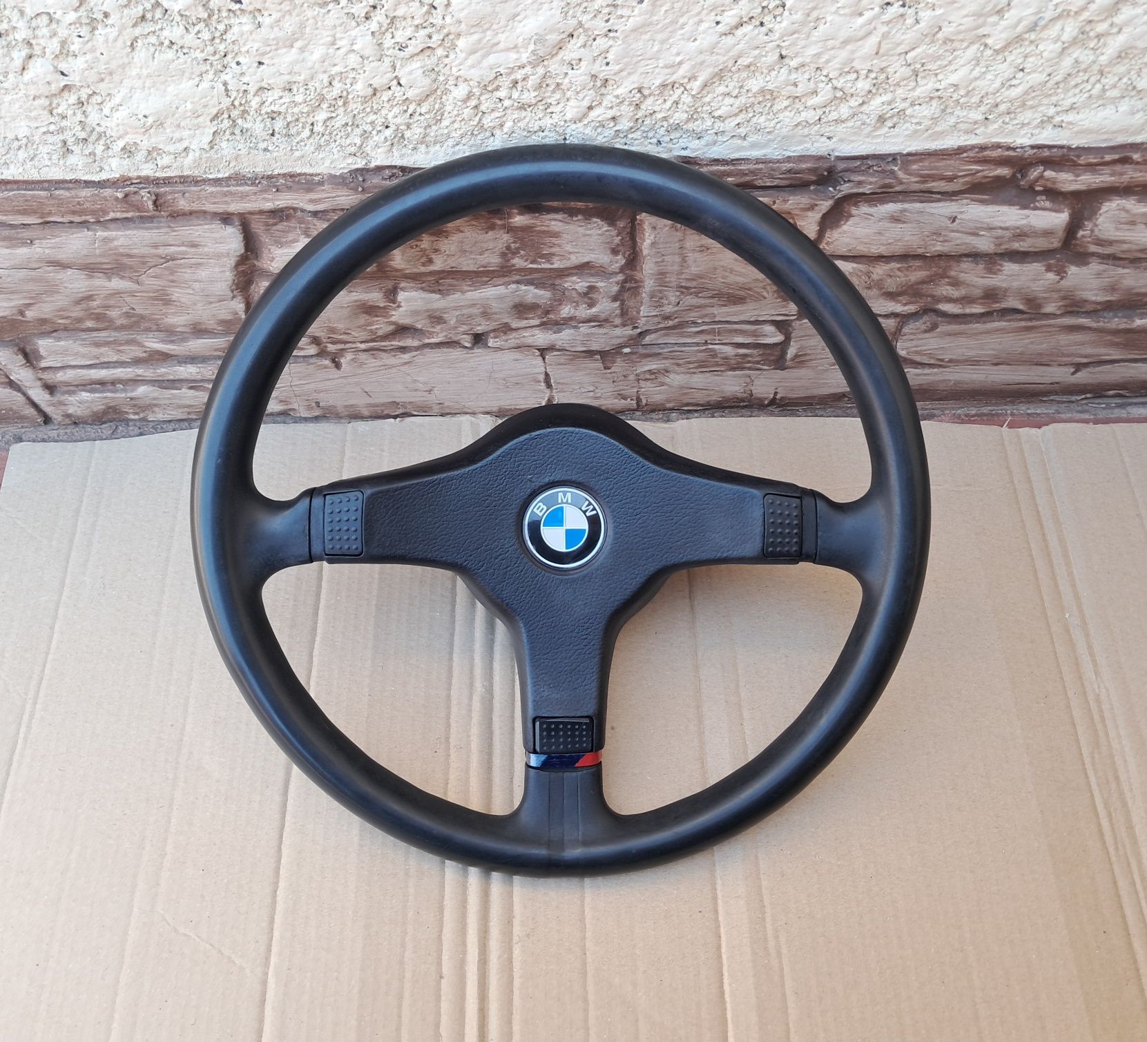 Руль бмв e28 30 34 М technic 1 Germany originall